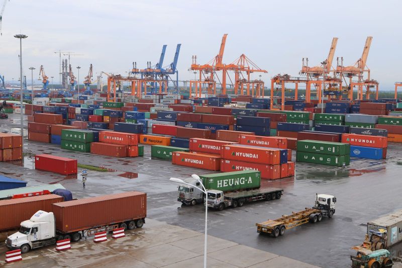 Nhập khẩu chính ngạch là gì? Các loại hình nhập khẩu chính ngạch phổ biến 3 cac-loai-hinh-nhap-khau-chinh-ngach-la-gi