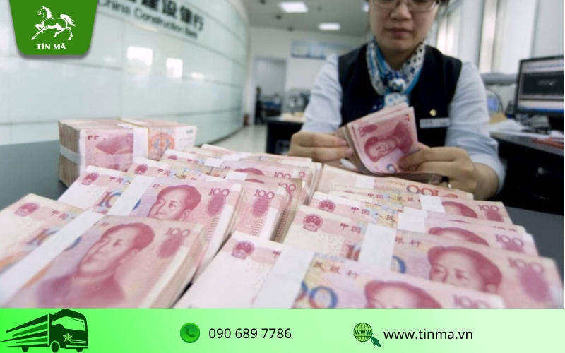 Có thể chuyển tiền sang Trung Quốc qua các ngân hàng trong nước hoặc quốc tế