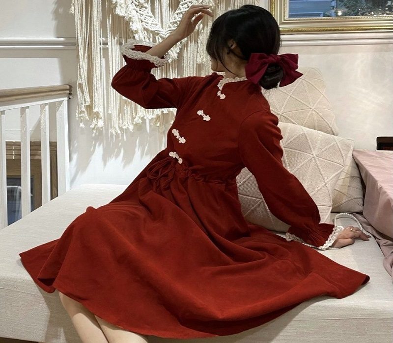 Các mẫu váy tết Quảng Châu có thể phối như thế nào trong ngày tết