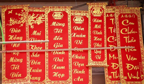 Tìm nguồn hàng bán tết, buôn hàng tết 2018 lãi cao 3 cau doi tet