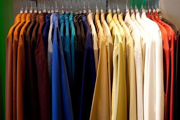 Ri quần áo là gì? Tất tần tật về khái niệm ri quần áo
